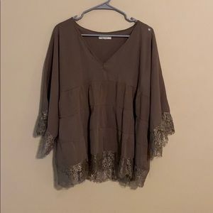 Taupe flare arm shirt